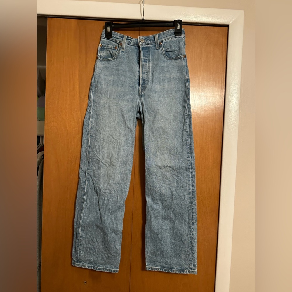 Levi rib cage straight blue jeans